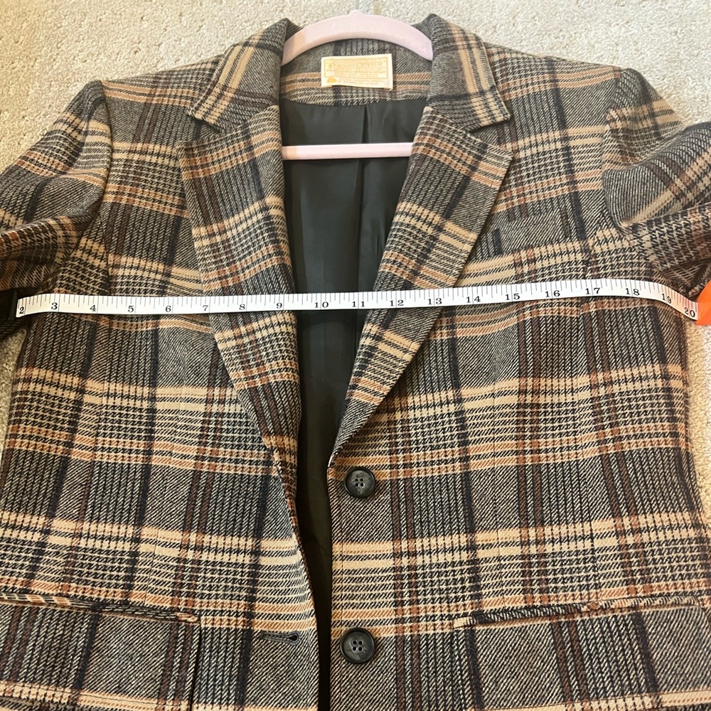 VTG Pendelton Wool blazer.  EUC.  Size 4/6